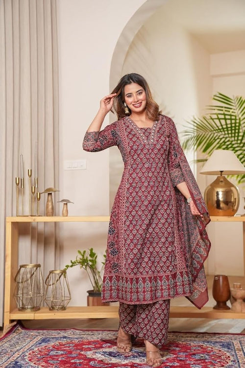 Stylish Kurtis & Suits